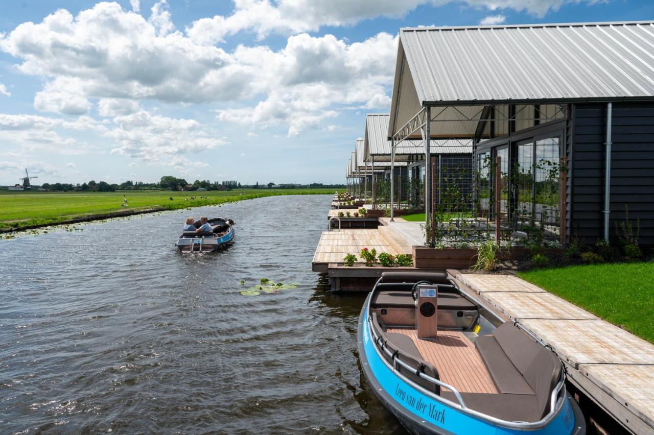 Villa 4 To 6 Persons Waterfront